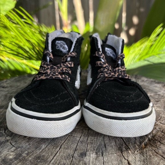 Vans SK8 Hi-Zip Leopard Heart Shoes | Size 6 - Picture 4 of 8